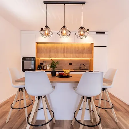 Bernie With A Pool *