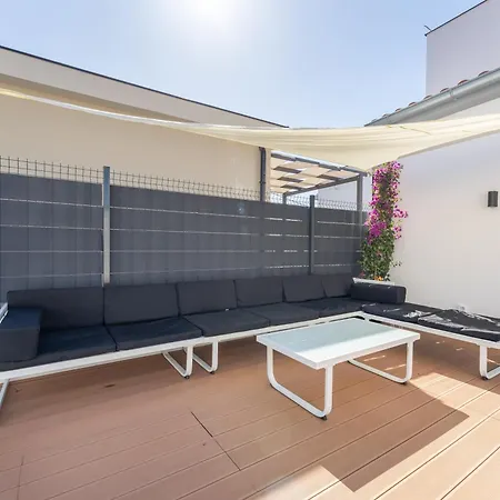 Apartmán Bernie With A Pool Zadar