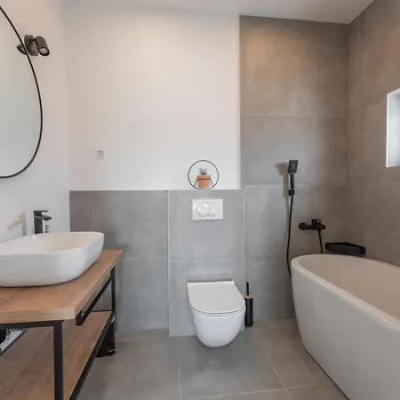 Bernie With A Pool *